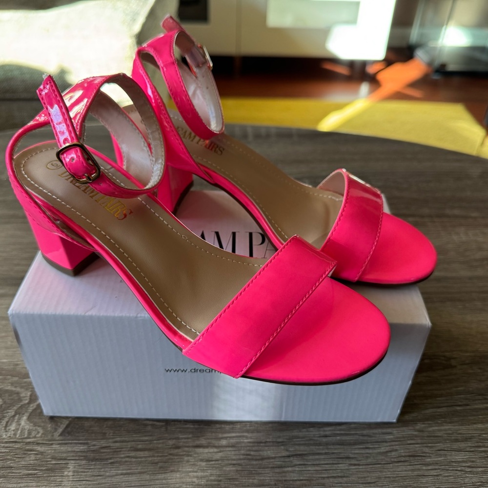 Dream Pairs Carnival Pink Strappy Heel Sandal Size 6